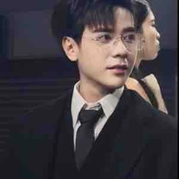 Lê Quang Hùng 