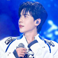 Quang Hùng MaterD