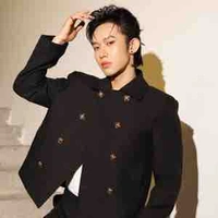 Kay Trần {Trần Anh Khoa}