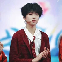 Nhiếp Vĩ Thần