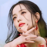 Kim Jisoo-nàng