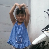 Thanh Vy ( lúc nhỏ )