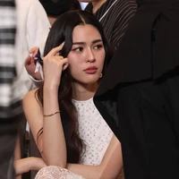 LingLing Sirilak Kwong _cô_