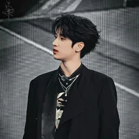 严浩祥 _Nghiêm Hạo Tường
[ Papa em ]