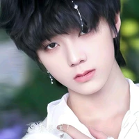 Vương Lỗ Kiệt-hắn 3