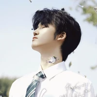 Đặng Giai Hâm-DengJiaXin