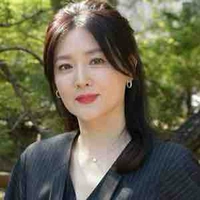 Tô Nguyệt (mẹ nu9)