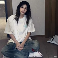 Viên Nhất Kì/cô