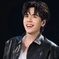 Quang Hùng