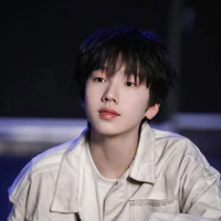 Nhiếp Vĩ Thần