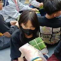 nhật mai