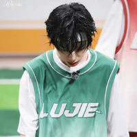 Vương Lỗ Kiệt_K