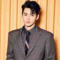 Hùng Huỳnh