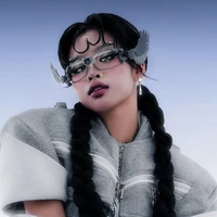 Trần Thị Phương Thảo<52Hz>