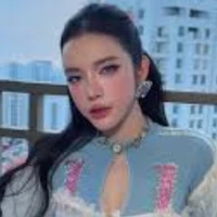 Nguyễn Hoàng Lan(LyLy)