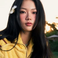 Nguyễn Lê Ngọc Ánh Sáng(Ánh Sáng  Aza)