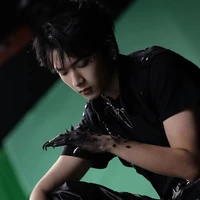 LƯU DIỆU VĂN - [Anh] -
