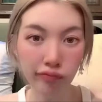 Tui nè mấy mom