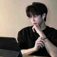 Trần Lục Huy ( nam 9 )