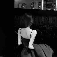 Hoàng Tuyết Ly(mẹ na9)