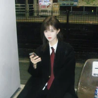 Bách Hân Dư(Tiểu Bạch)