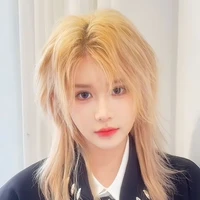 Trần Kha -chị