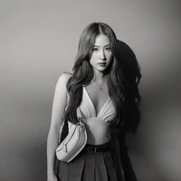 Yoko Apasra Lertprasert.