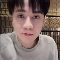 Lê Quang Hùng ( 8 tuổi  )