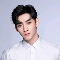 hùng huỳnh 