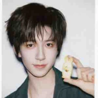 Hạ Tuấn Lâm ( 🐰)