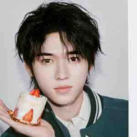 Tống Á Hiên ( 🐟)