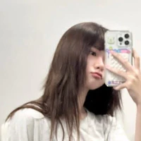 Nguyễn Lê Ngọc Ánh Sáng ( Ánh Sáng Aza)