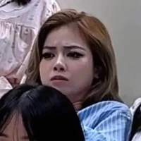 thiều tổng làm cô én có pầu