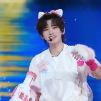 Tống Á Hiên -y