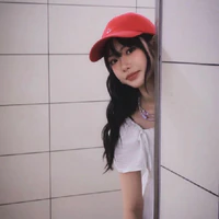 Nguyễn Lê Ngọc Ánh Sáng ( Ánh sáng aza )