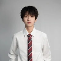 Nhiếp Vĩ Thần
