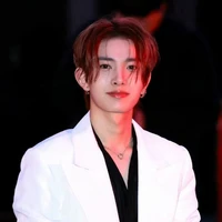 Lee Heeseung
