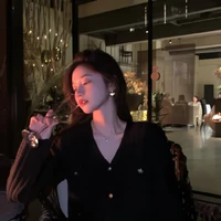 Mận (Cô)