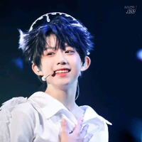Trần Dịch Hằng_y