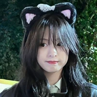 Jung Ahyeon(Em)