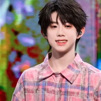 Trần Dịch Hằng - H