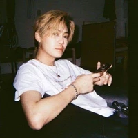 Boun Noppanut ( Anh )