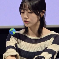 Oh Woori (chị)