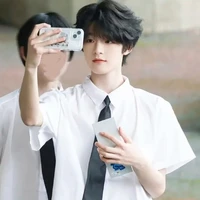 uông Tuấn Hy