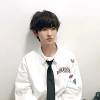 Tả Kỳ Hàm[ cậu ]