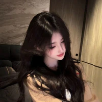 Nhung ( thư kí em)