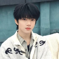 Trương Hàm Thụy 
