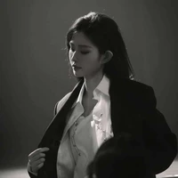 Vương Dịch - Cô