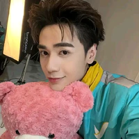 quang hùng