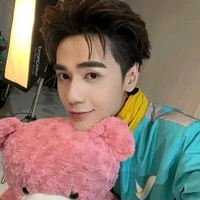 quang hùng